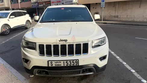 Jeep Grand Cherokee Limited 2015 GCC Specs - Excellent Condition