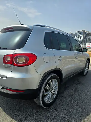 صورة 4 لـ 2011 Volkswagen TIGUAN
