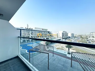 Pool View | Fitted Kitchen | Ready to Move in