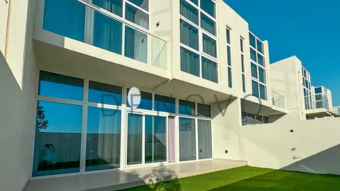 Fully Furnished | 4 Bedroom | Large Layout
