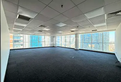 Corner Unit | Fitted | 1 Parking Space