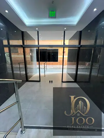 أول ساكن | غرفة ماستر | تكييف مركزي | بناية نظيفة جداً | باركن داخل البناية | بالقرب من جامعة عجمان