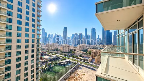 City views | Balcony | Ready to move in