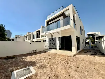 Single Row | Prime Location | Brand New