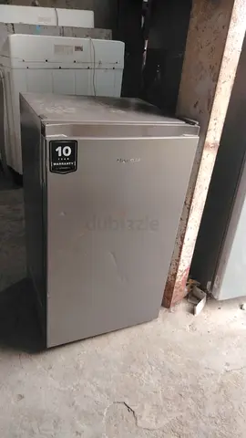 Samsung Single-Door Mini Fridge - Good Working Condition