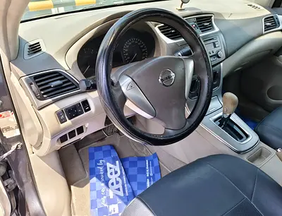 2013 Nissan SENTRA 照片 4