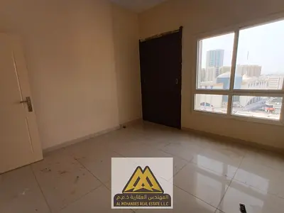 2 Bedrooms + Living Room | 2 Bathrooms | Spacious Layout | Distinctive View | Excellent Price