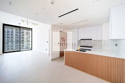 LARGE LAYOUT | CORNER UNIT | PLUNGE POOL | BRIGHT
