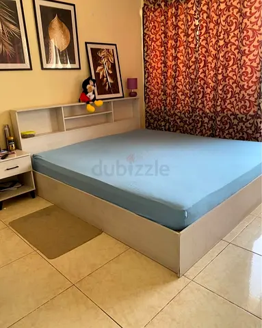 King size bed with mattress