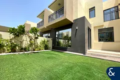 Close to Pool | Single Row | Refurbished