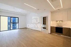 Premium Apt and High Floor | Five Star Living