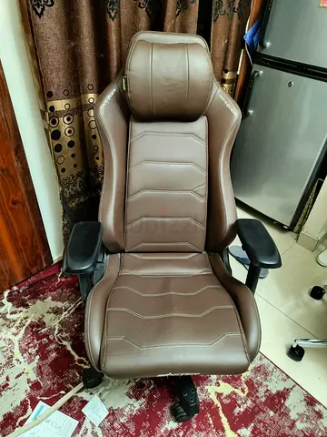 DXRacer Master Series XL Gaming Chair