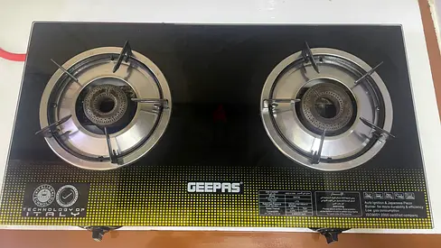 Geepas 2-Burner Glass top stove and cylinder