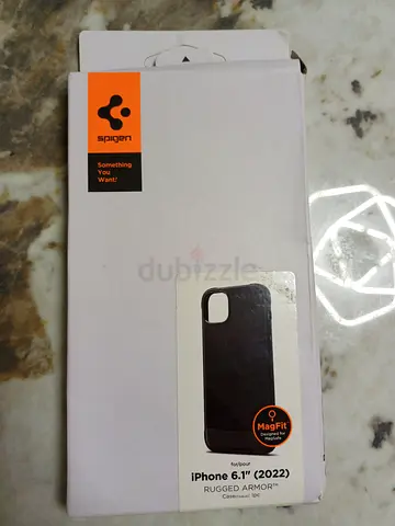 Spigen iphone 6.1 Rugged Armor