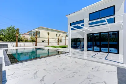 TURNKEY RENOVATION | OPPOSITE PARK
