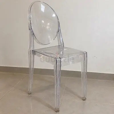 Clear Ghost Acrylic Dining Chair - Modern Transparent Design