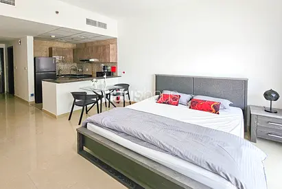 VACANT | FULLY FURNISHED | READY TO MOVE IN