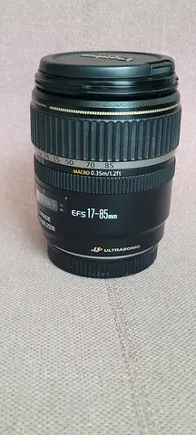 Canon EF s 17-85mm f4-5.6 IS USM