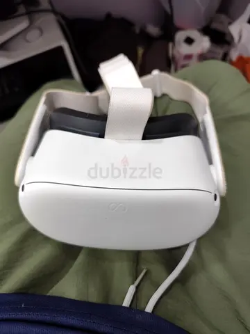 Used Meta Quest Go-style VR Headset (White) - Good Condition