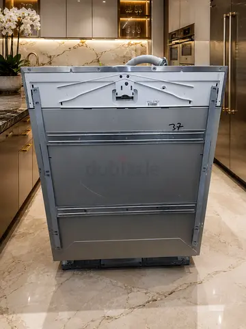 Free delivery Miele brand Built-in Dishwasher for Kitchen like new condition