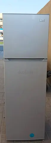 Bompani Refrigerator Freezer color silver condition is working properly. 01 month warranty.