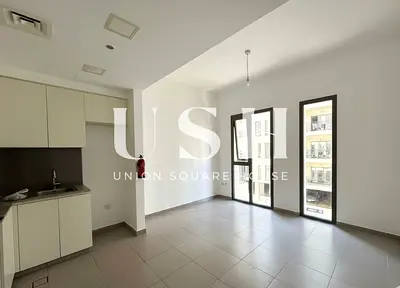 Sleek & Affordable Studio | Prime Location| Vacant
