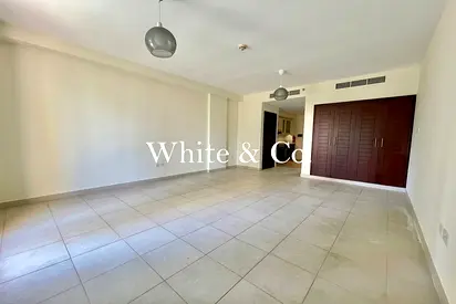Vacant soon | Boulevard View | Negotiable