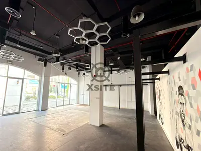 Rent Today | Huge Layout | Boulevard View