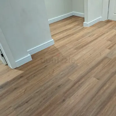 Light oak laminate flooring planks - used, excellent condition
