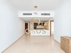 Vacant | Pool View | Multiple Cheques