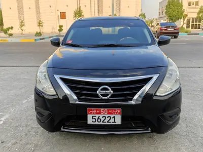 2016 Nissan VERSA 照片 2