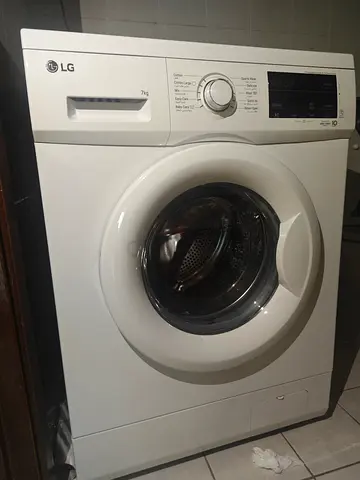 LG 7kg Front Load Washing Machine - Good Working Condition