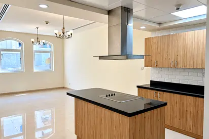 Renovated | Unfurnished | Vacant in September