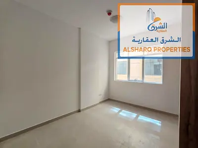 غرفه وصاله 2 حمام اول ساكن تشطيبات سوبر لوكس موقع خدمي وقريب جدا لمخرج الشارقه ودبي  دفعات 6 او 12 شهر مع باركن فري