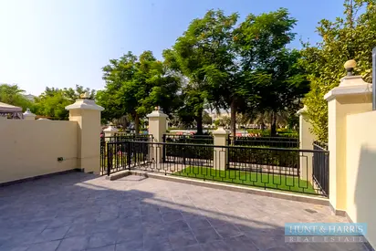 12 cheques - 3 Bedroom Bayti Townhouse - Pool and Park View