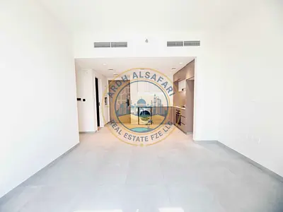Luxurious 2bhk with cheap rent in boulevard 2.