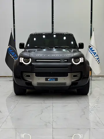 Land Rover Defender 90 X-Dynamic HSE P400