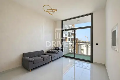 Vacant | High Floor | Pool View | Multiple Cheques