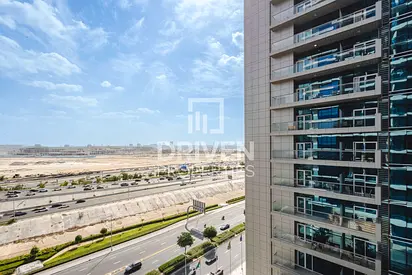 Elegant Living | Mid Floor | Community View
