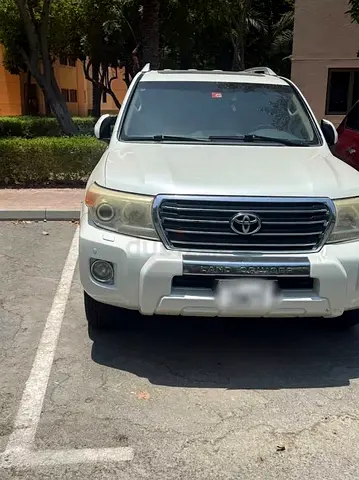 Well Maintained 2013 Toyota Land Cruiser GXR - GCC Specs