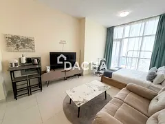 HIGH FLOOR | MARINA SKYLINE VIEW | VACANT
