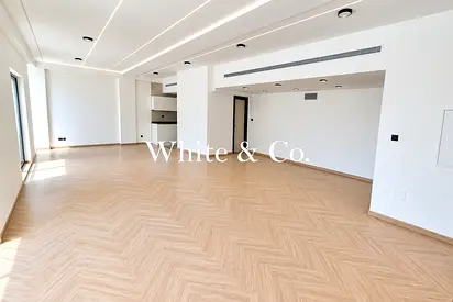 PREMIUM FITOUT | DDA LICENSE | VACANT