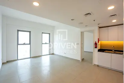 Premium Living | Bright Unit | Ready to Move in
