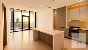 BRIGHT AND SPACIOUS 1BR | HIGH FLOOR | PRIME JVC LOCATION