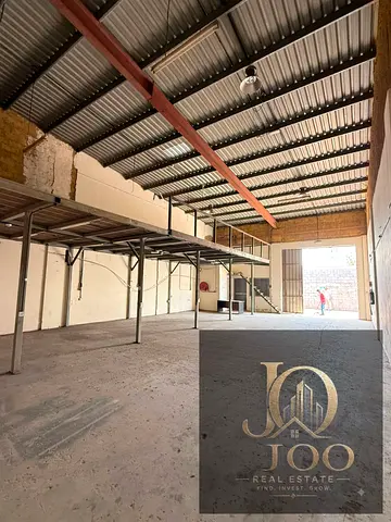 🏭 مستودع مميز للإيجار في الجرف الصناعية – 2200 قدم مربع | كهرباء 20 كيلو | مناسب للأنشطة التجارية والصناعية