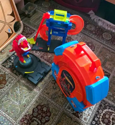 Hot Wheels Track Playset Bundle with Launcher and Dinosaur Figure. AED 295. Free Delivery!