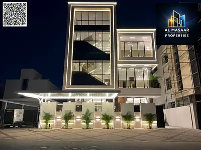 فيلا موردن 3طوابق امام الحديقة مباشرة بسعر شامل رسوم التسجيل و المكييفات و الكهرباء مع مسبح مصعد