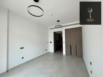 PREMIUM FINISHES | WELL-MAINTAINED | PRIME LOCATION