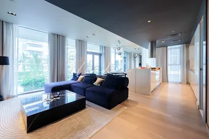 Vacant | Fully Upgraded | Garden View