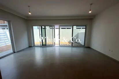Huge Corner | Stunning Finishing | 6 CHQS